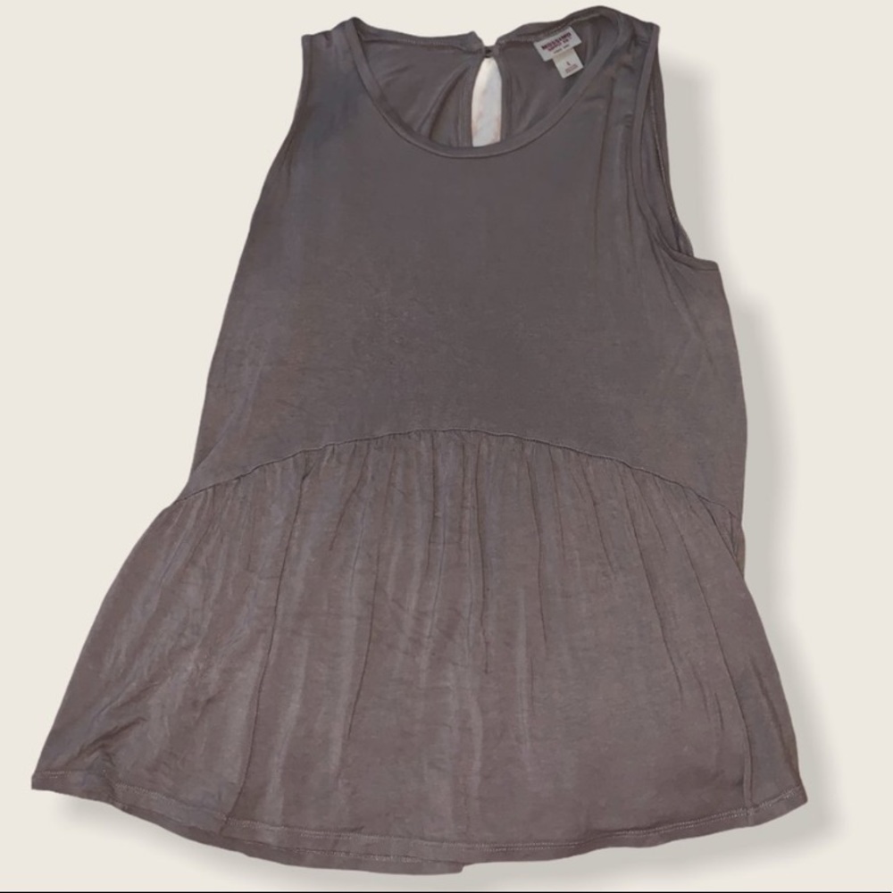 tan peplum tank & black bralette bundle